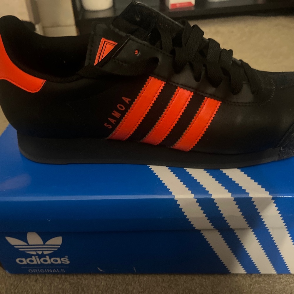Men’s Adidas Samoa